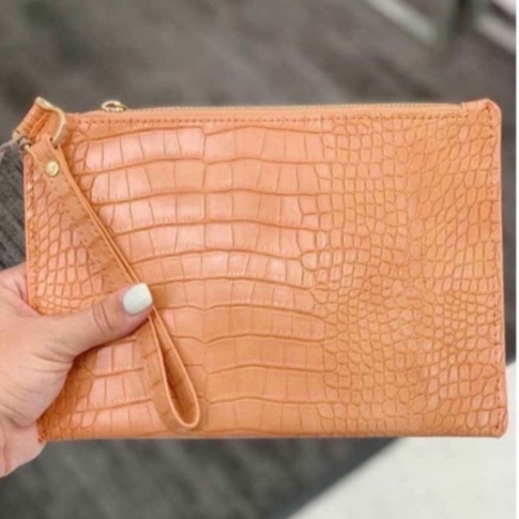 A New Day Faux Leather Alligator Skin Pouch Wristlet Light Orange Clutch NEW - Picture 9 of 9